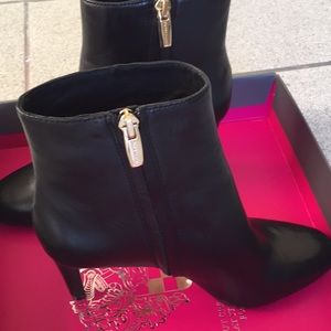 Vince Camuto Cloey Bootie